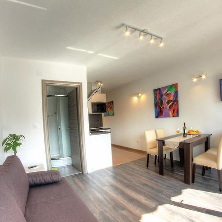 Apartments Nebuloza Rovinj Ngoại thất bức ảnh