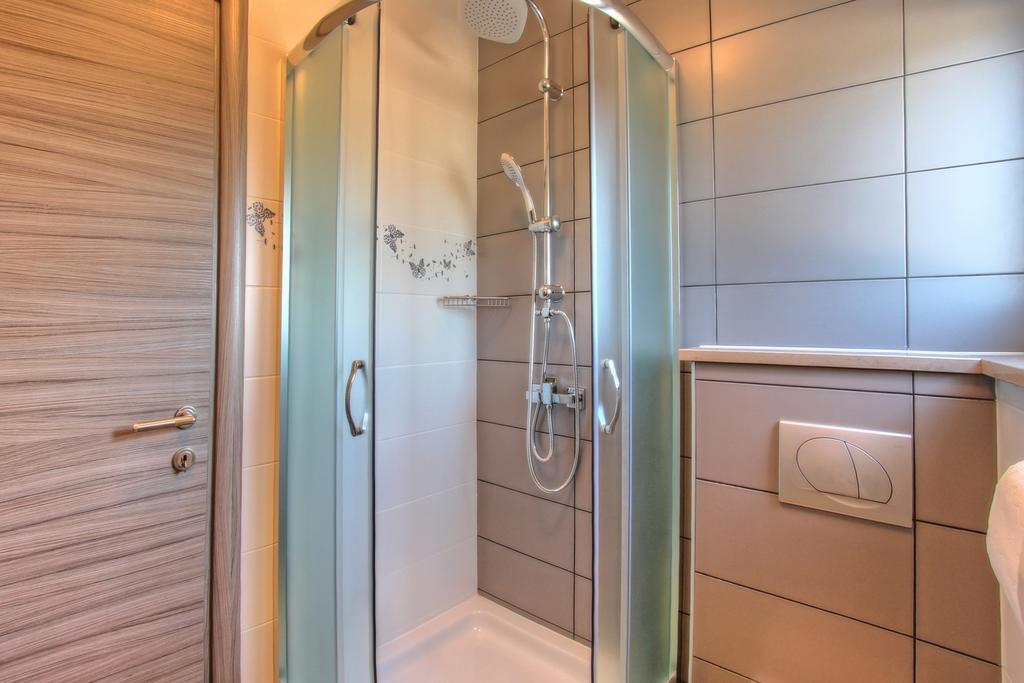 Apartments Nebuloza Rovinj Ngoại thất bức ảnh