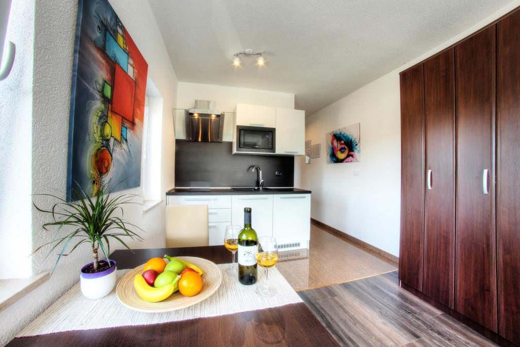 Apartments Nebuloza Rovinj Ngoại thất bức ảnh